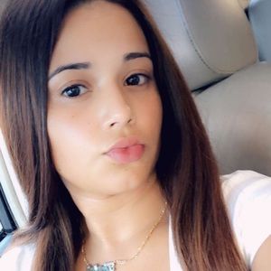 Meet your Posher, Tania